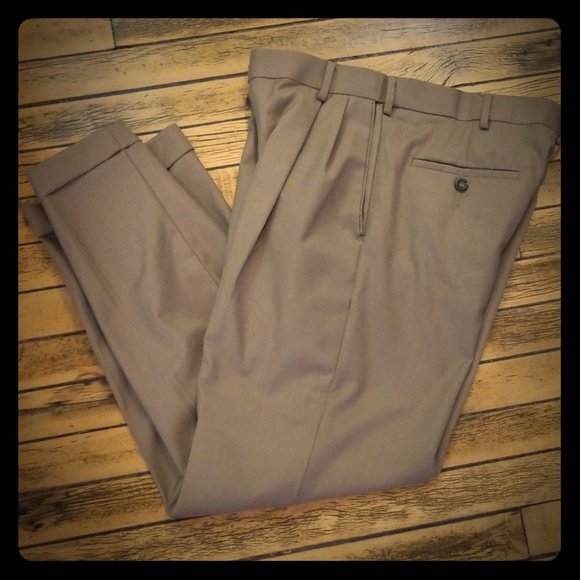 Dockers Other - Dockers khakis W31 L30